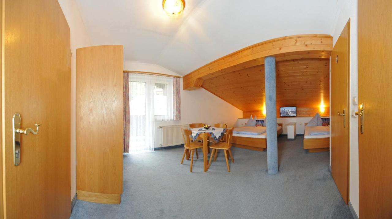 Gaestehaus Standardhaus Saalbach-Hinterglemm Esterno foto