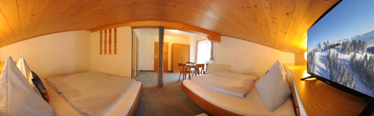 Gaestehaus Standardhaus Saalbach-Hinterglemm Esterno foto